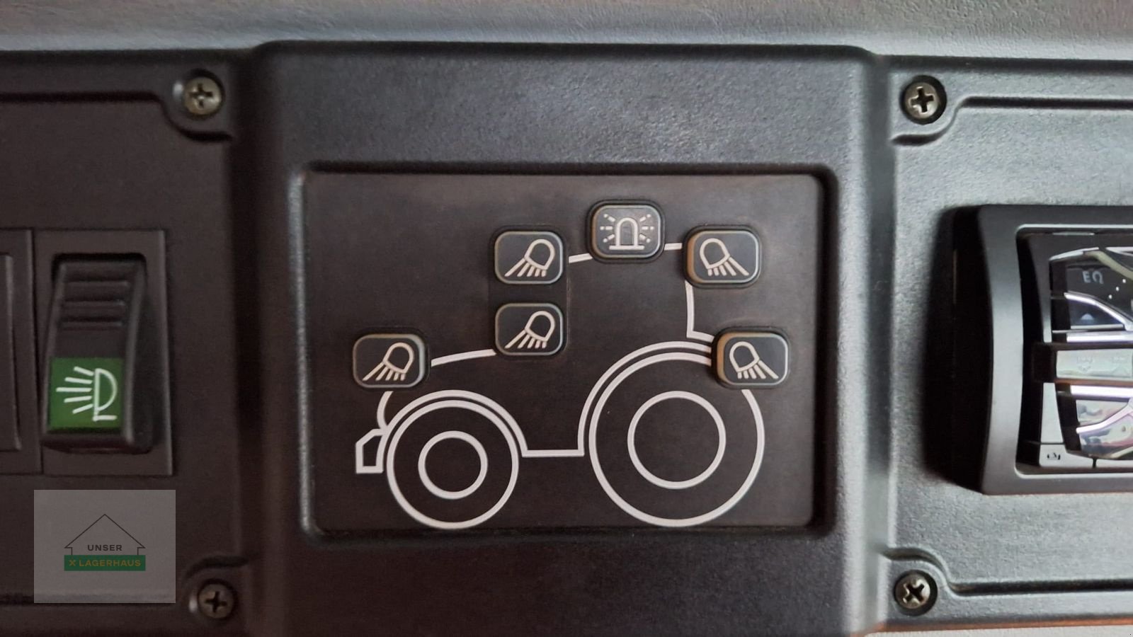 Traktor typu Steyr 9100M, Gebrauchtmaschine w Schlitters (Zdjęcie 3)