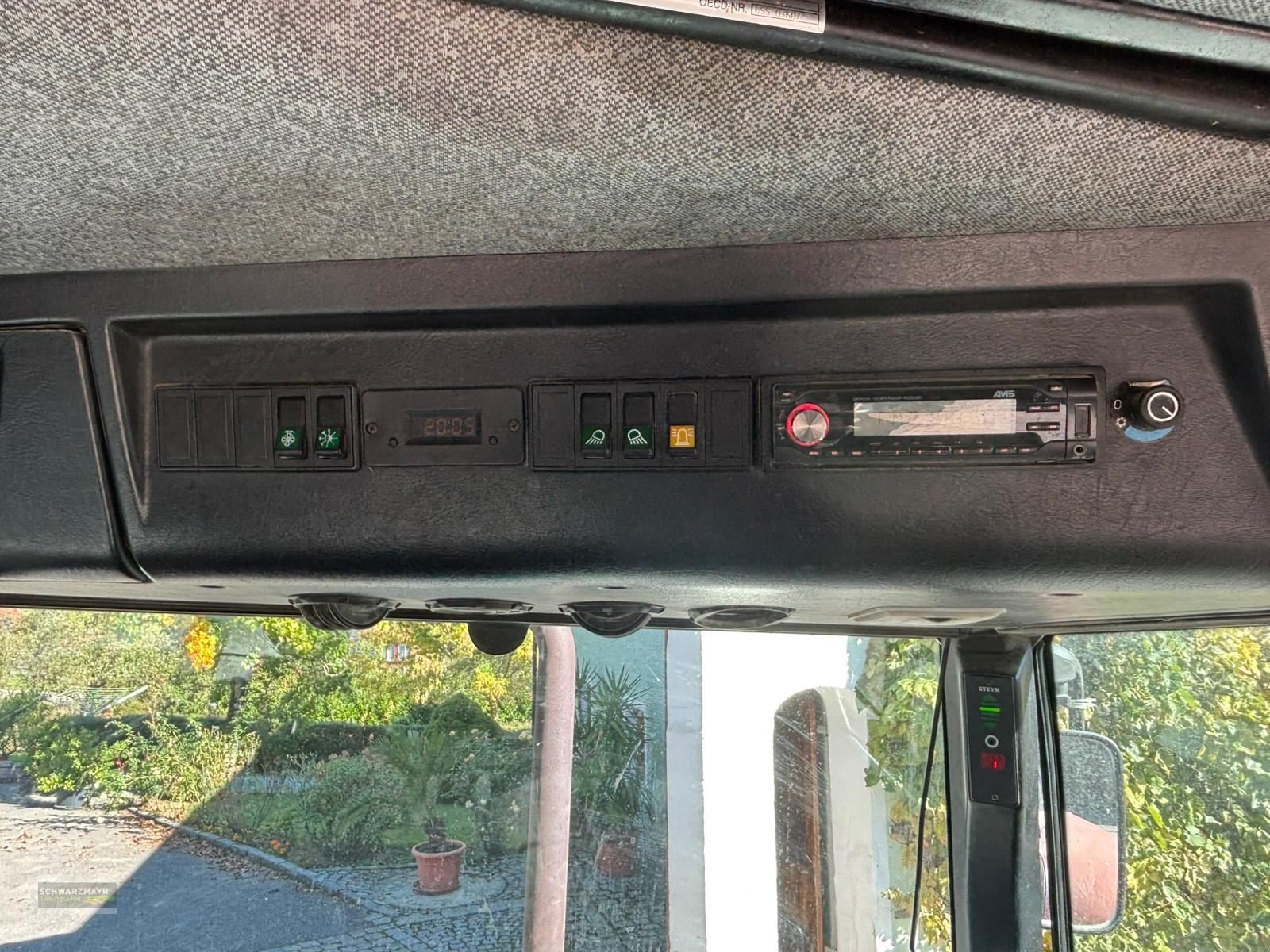 Traktor des Typs Steyr 9105 A Komfort, Gebrauchtmaschine in Aurolzmünster (Bild 8)