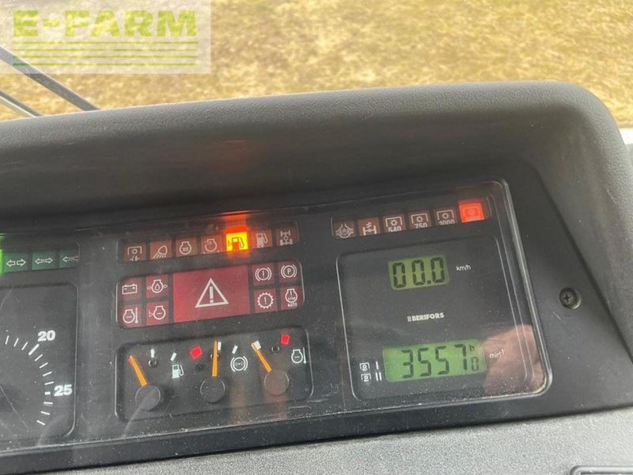 Traktor типа Steyr 9105 a profi, Gebrauchtmaschine в SANKT MARIENKIRCHEN BEI SCHÄRDING (Фотография 8)