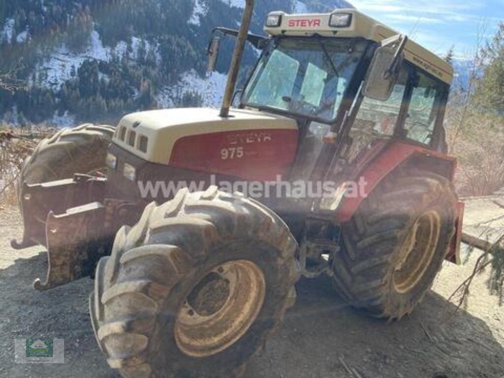 Traktor типа Steyr 975 A, Gebrauchtmaschine в Klagenfurt (Фотография 4)