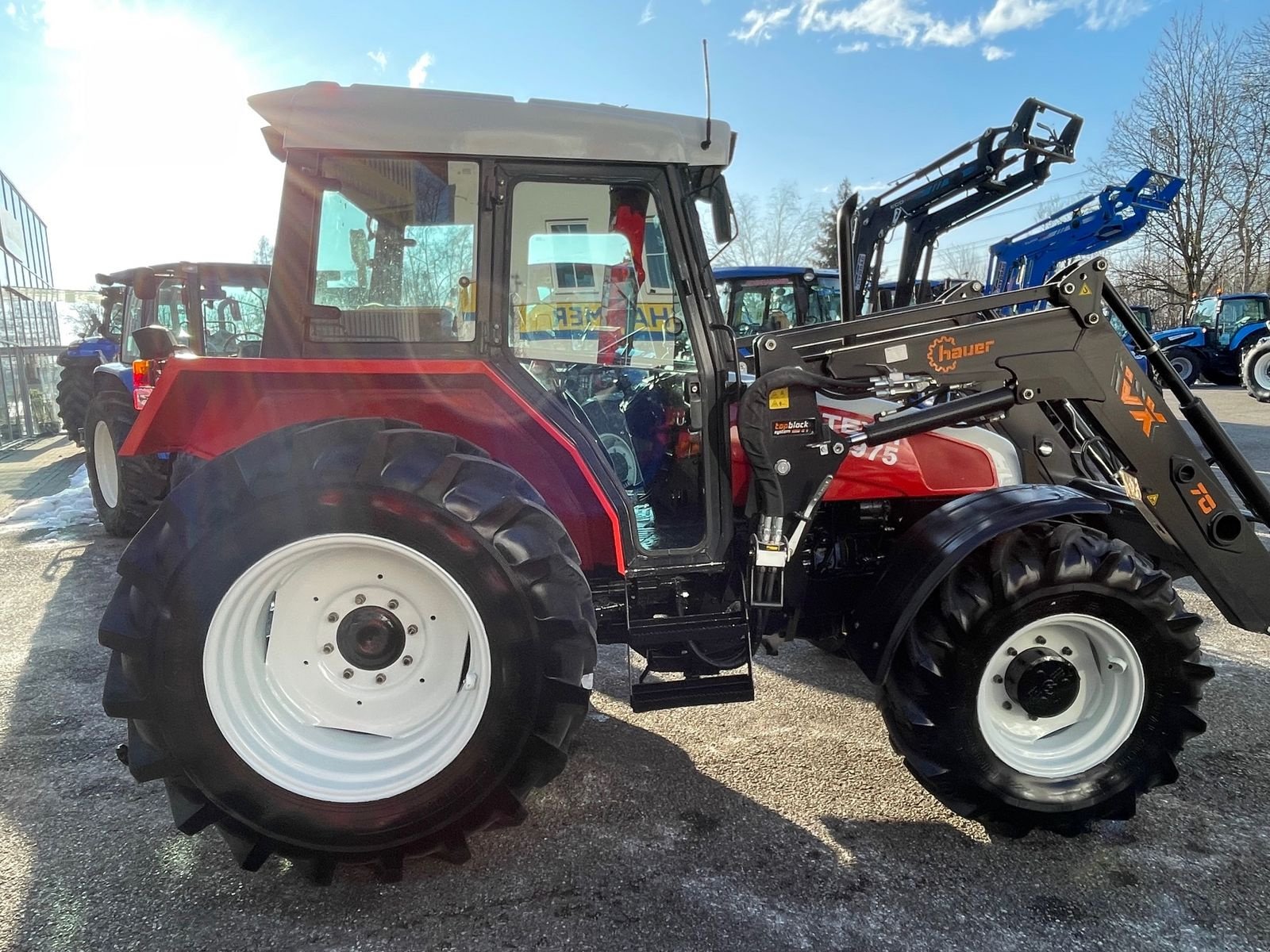 Traktor типа Steyr 975 M A Komfort, Gebrauchtmaschine в Burgkirchen (Фотография 7)