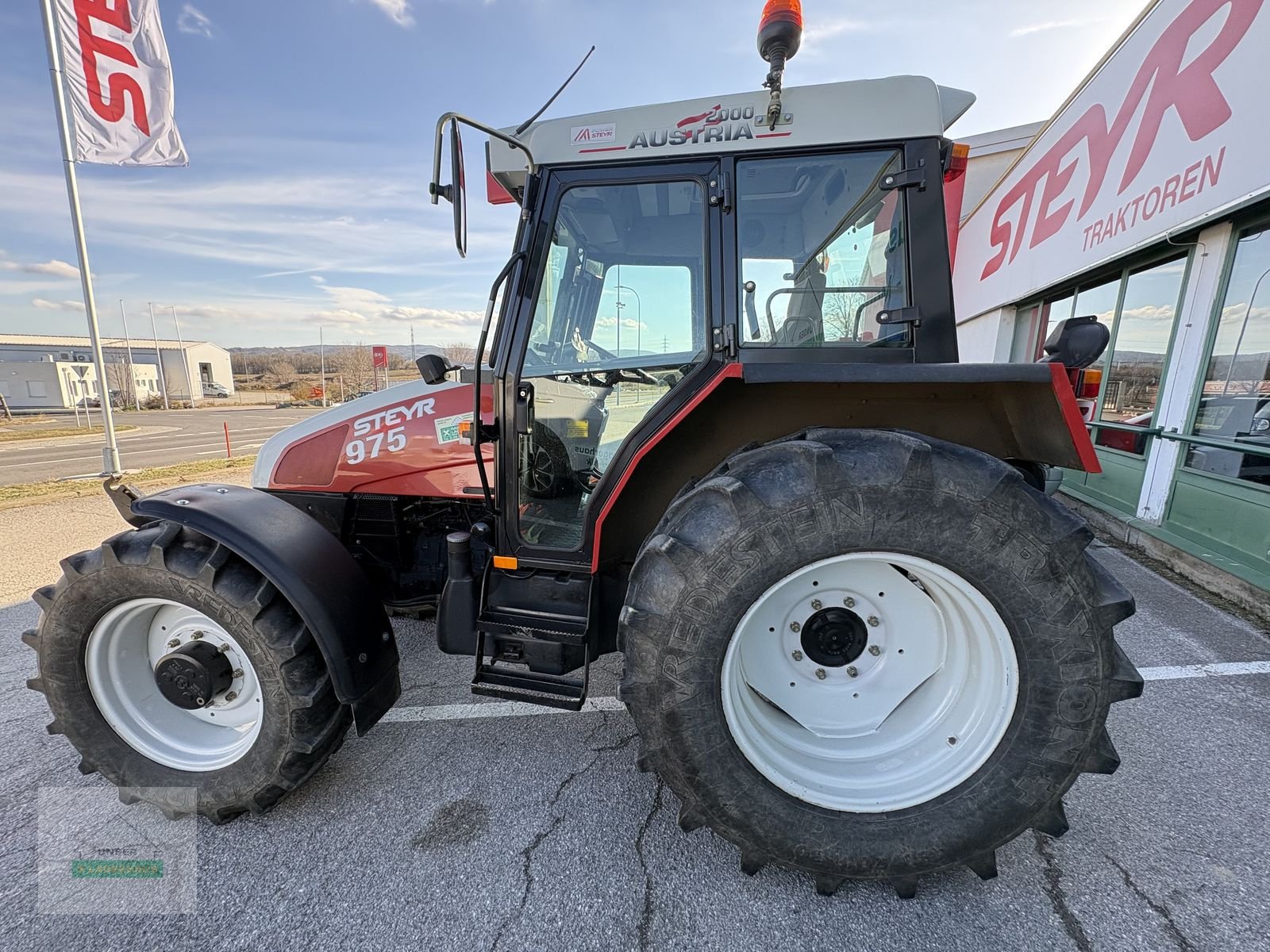 Traktor du type Steyr 975 M A Profi, Gebrauchtmaschine en Mattersburg (Photo 3)