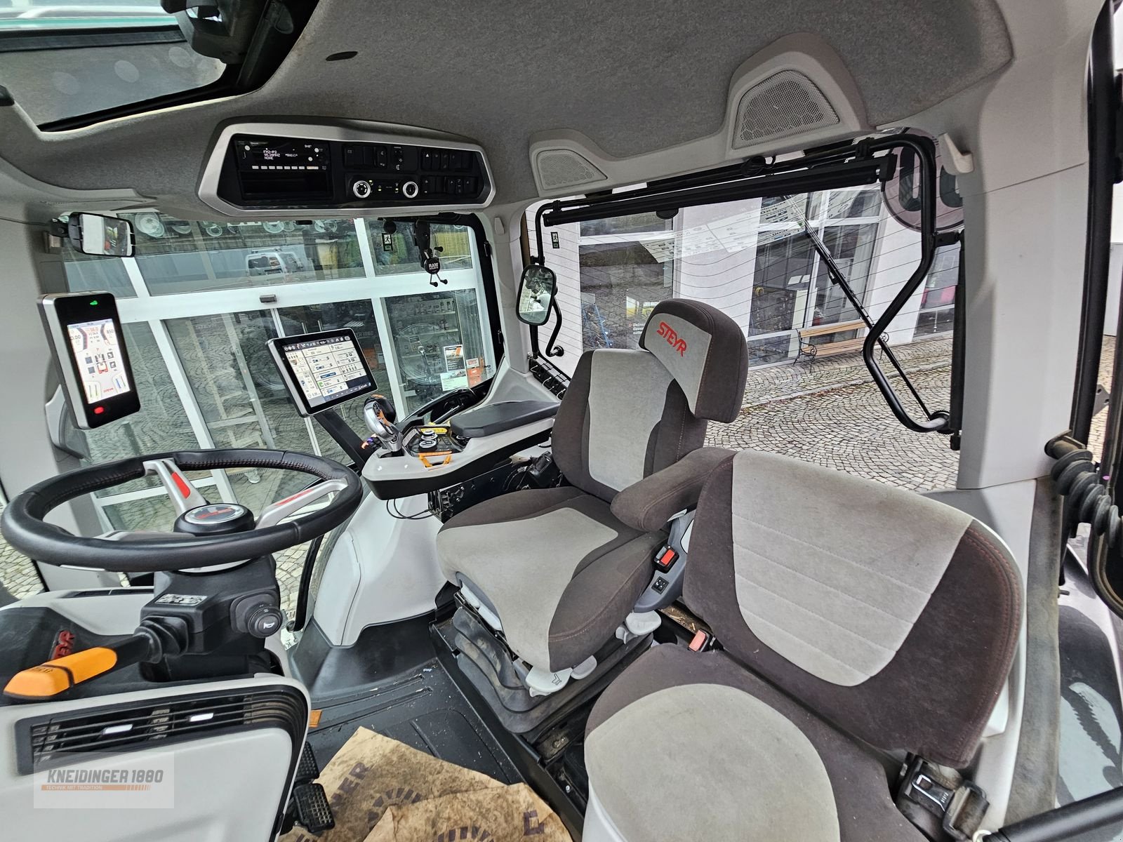 Traktor van het type Steyr Absolut 6200 CVT, Gebrauchtmaschine in Altenfelden (Foto 13)