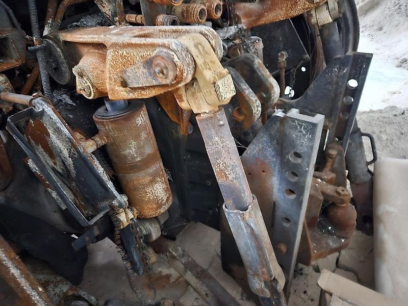 Traktor a típus Steyr CVT 220 Brandschaden. Original nur 3700 Betriebsstunden, Gebrauchtmaschine ekkor: Honigsee (Kép 10)