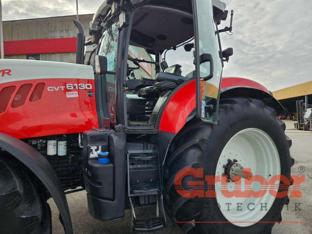 Traktor van het type Steyr CVT 6130, Gebrauchtmaschine in Ampfing (Foto 13)