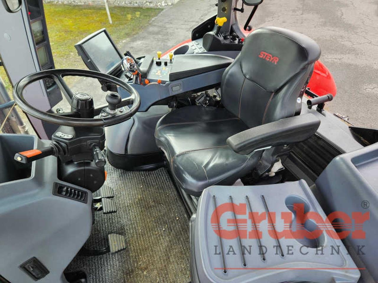 Traktor van het type Steyr CVT 6130, Gebrauchtmaschine in Ampfing (Foto 14)