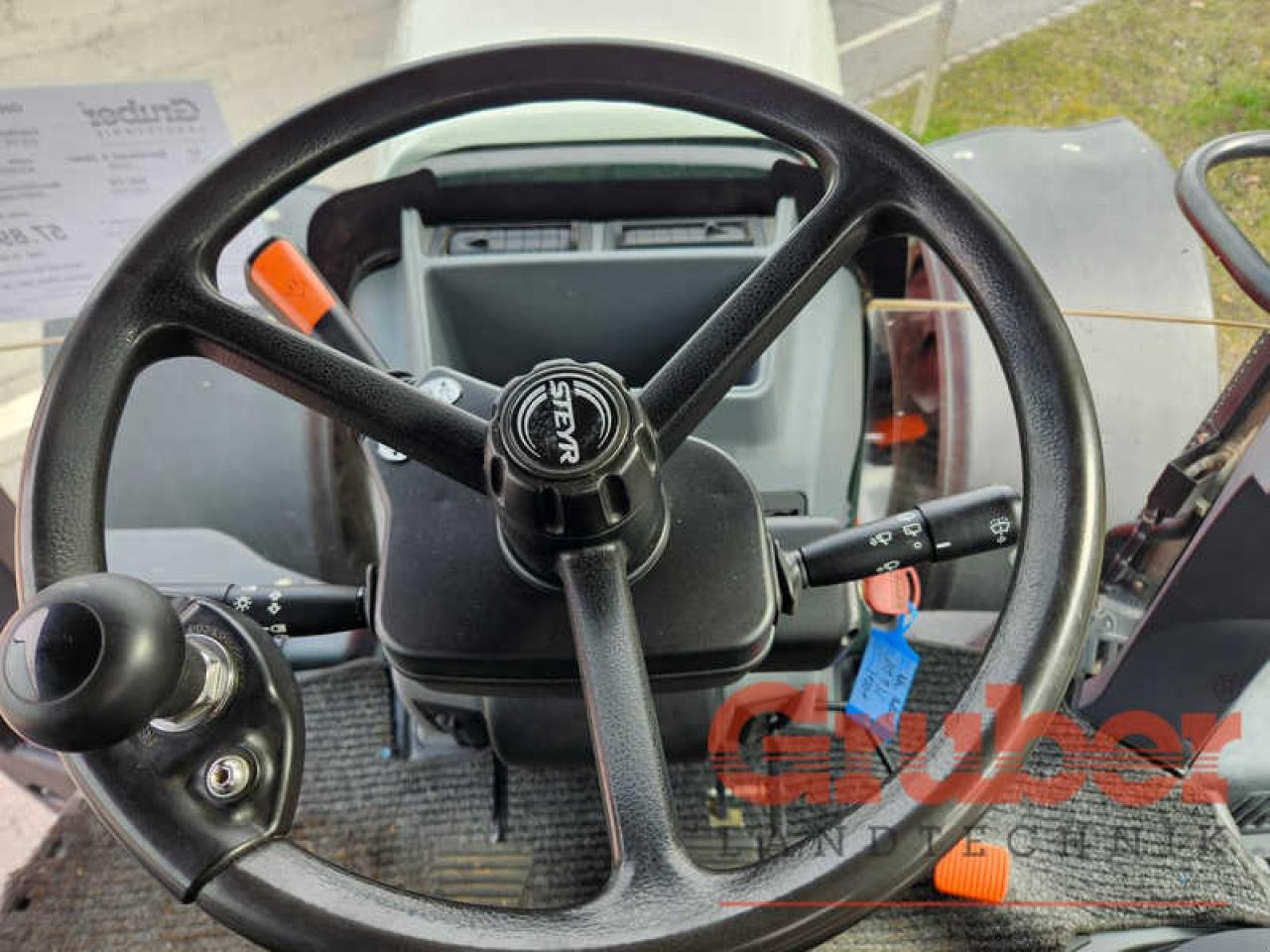 Traktor van het type Steyr CVT 6130, Gebrauchtmaschine in Ampfing (Foto 17)