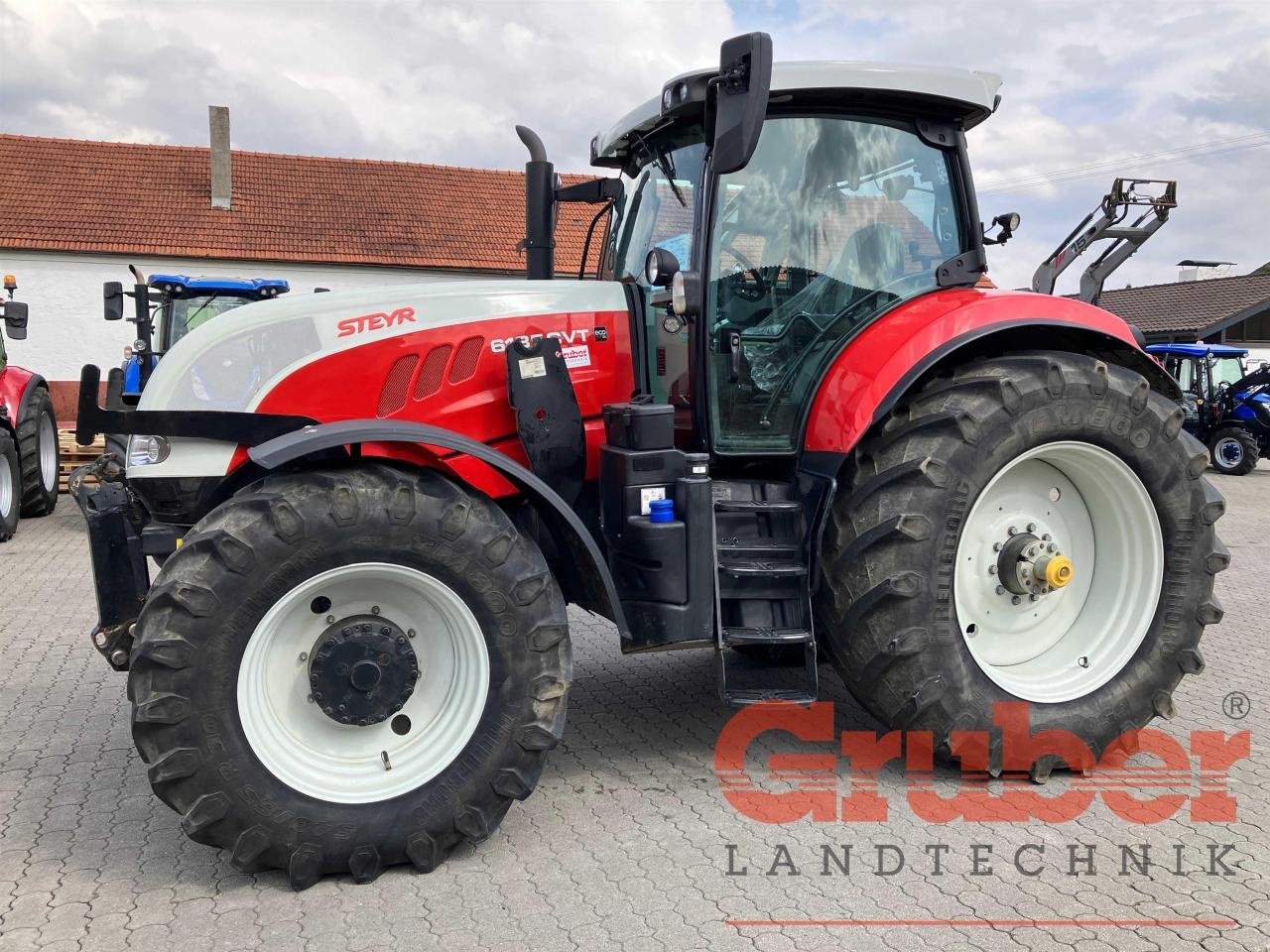 Traktor typu Steyr CVT 6185 Hi-eSCR, Gebrauchtmaschine w Ampfing (Zdjęcie 2)