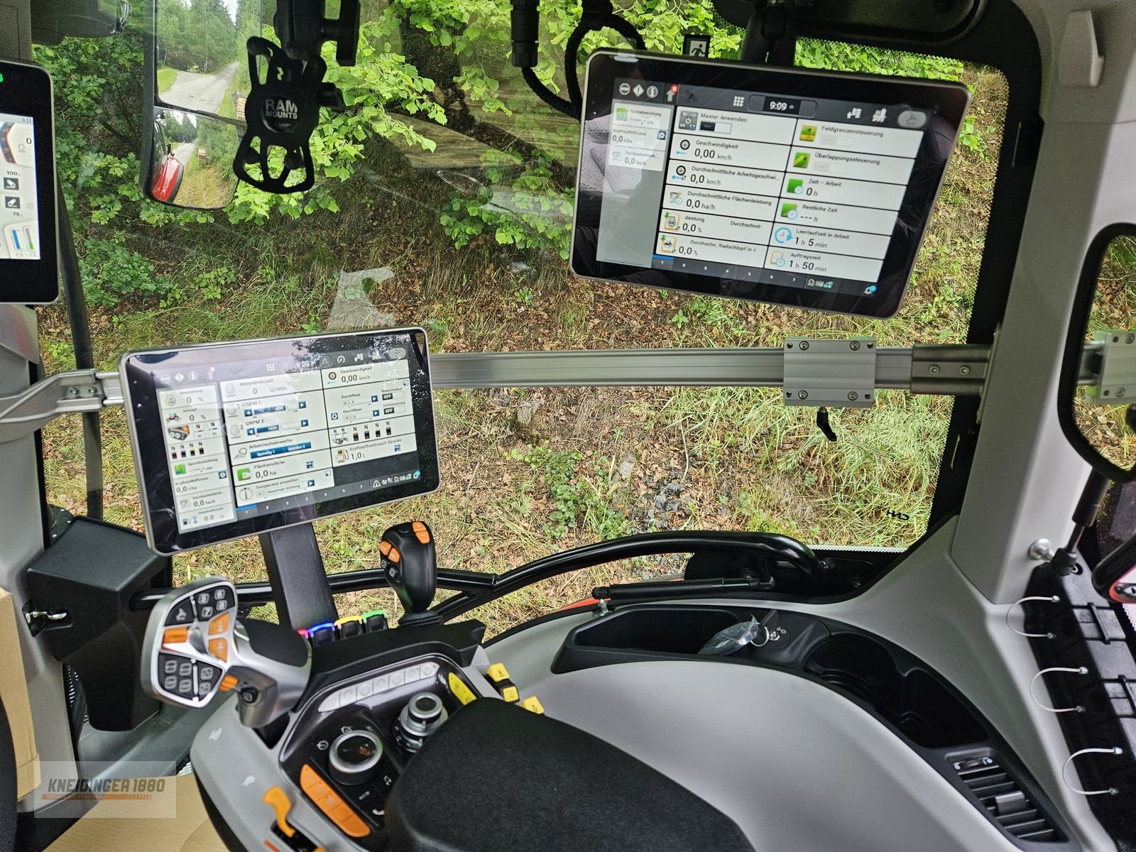 Traktor of the type Steyr Cvt 6240 Absolut, Neumaschine in Altenfelden (Picture 5)