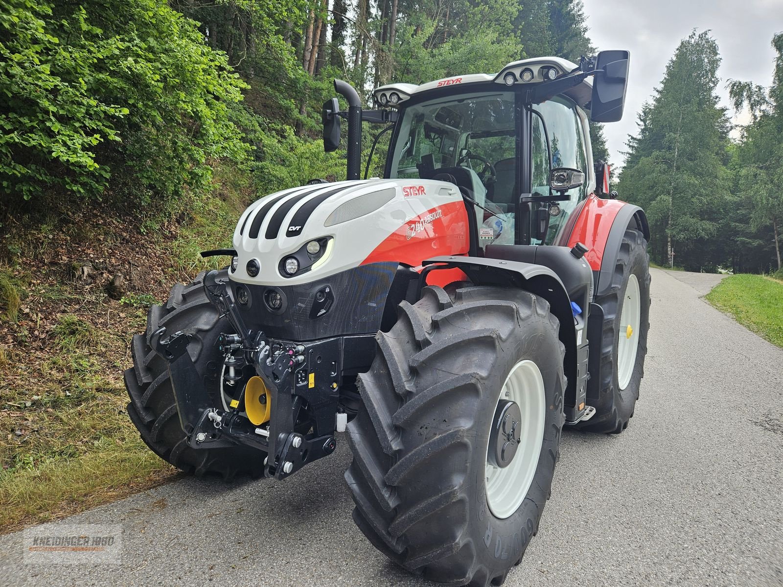 Traktor of the type Steyr Cvt 6240 Absolut, Neumaschine in Altenfelden (Picture 12)