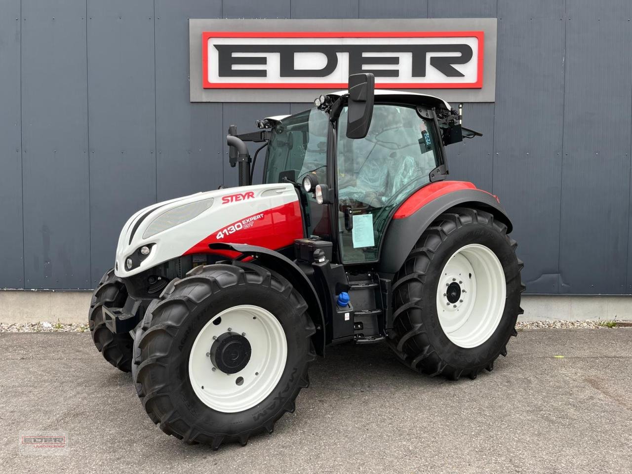 Traktor of the type Steyr Expert 4130 CVT, Neumaschine in Tuntenhausen (Picture 2)