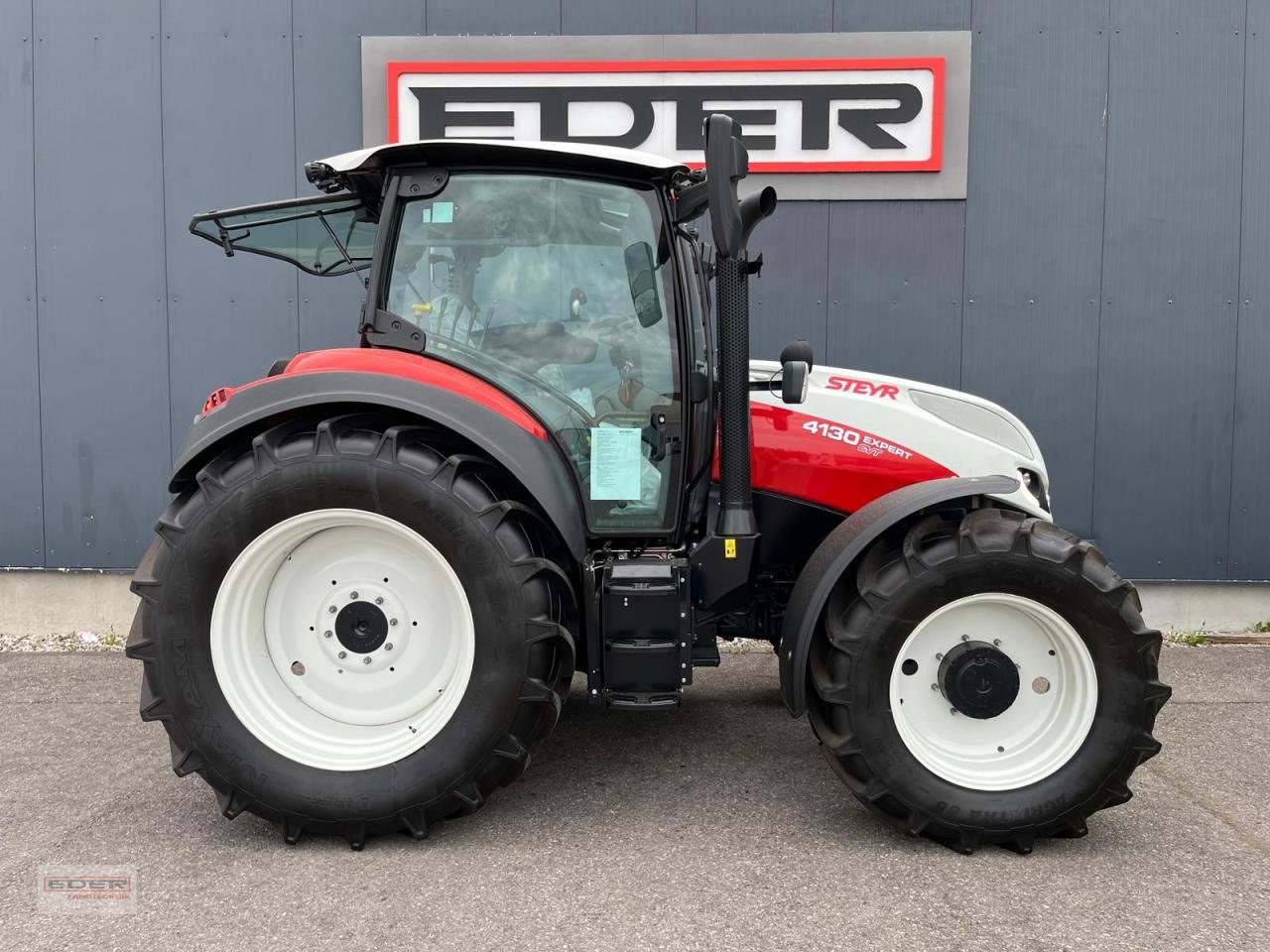 Traktor of the type Steyr Expert 4130 CVT, Neumaschine in Tuntenhausen (Picture 7)