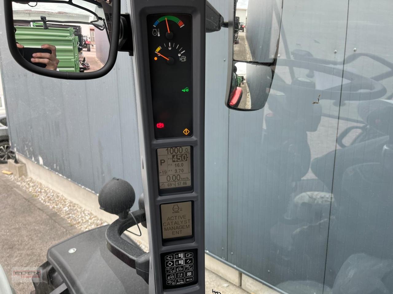 Traktor of the type Steyr Expert 4130 CVT, Neumaschine in Tuntenhausen (Picture 16)