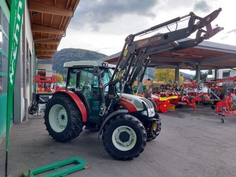 Traktor des Typs Steyr Kompakt 370 A Basis, Gebrauchtmaschine in Tamsweg (Bild 2)