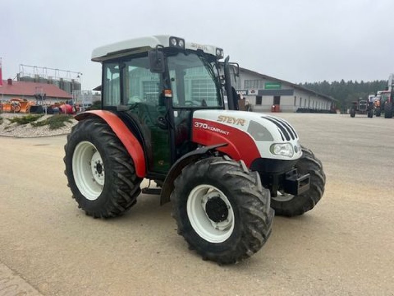 Traktor of the type Steyr Kompakt 370 A Komfort, Gebrauchtmaschine in NATTERNBACH (Picture 4)