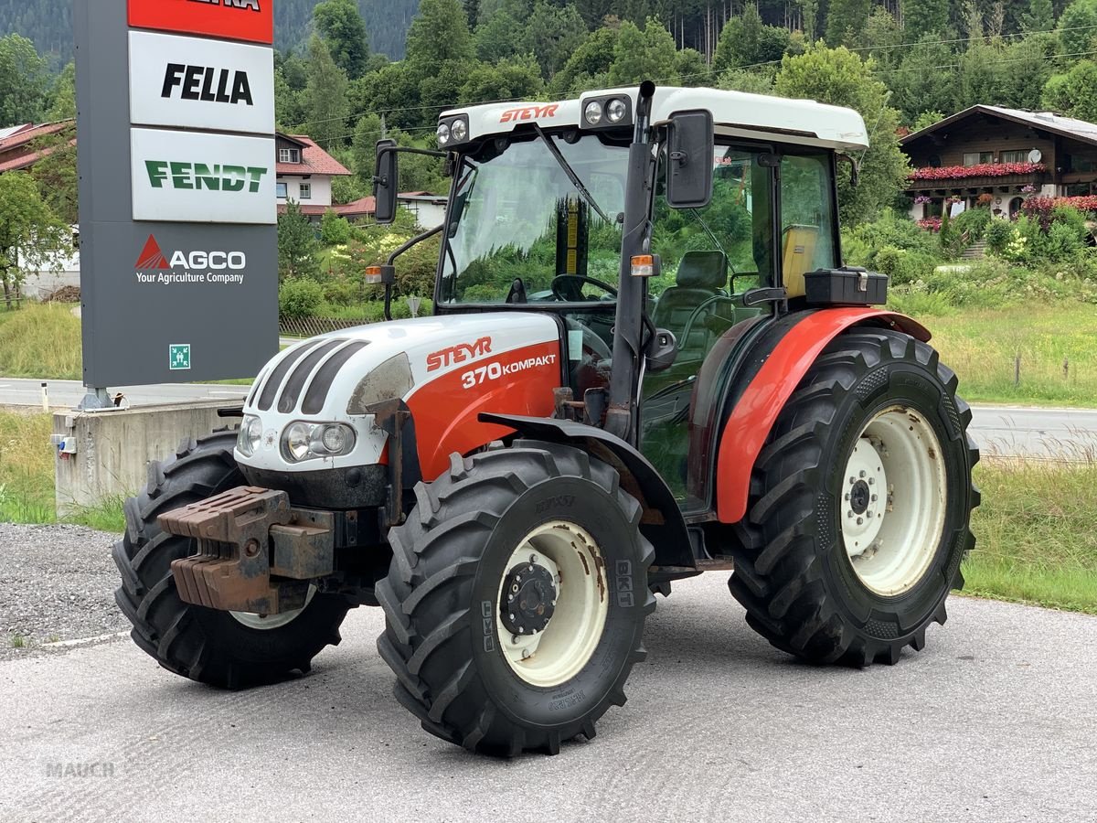 Traktor des Typs Steyr Kompakt 370, Gebrauchtmaschine in Eben (Bild 2)