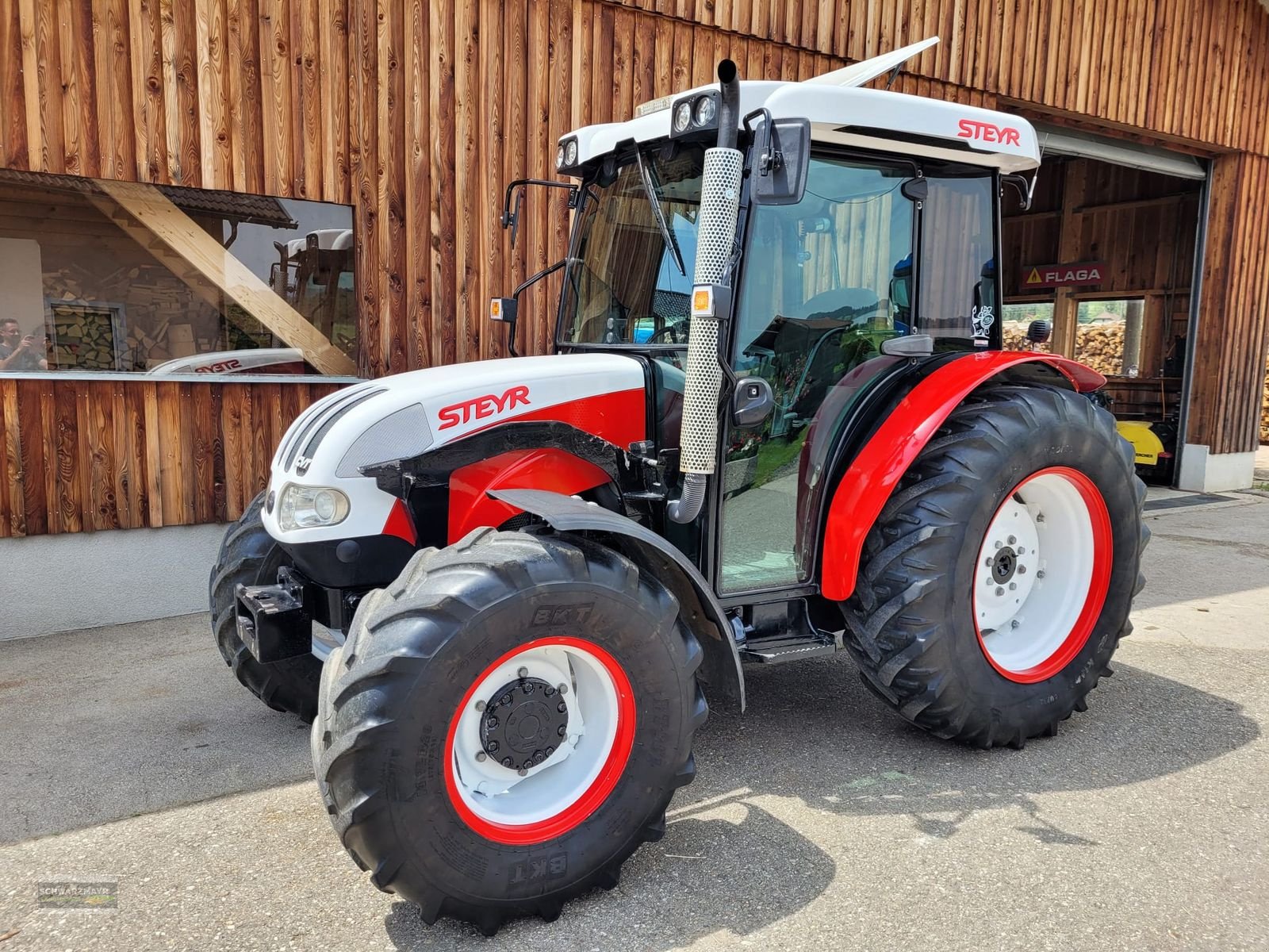 Traktor typu Steyr Kompakt 375 A Komfort, Gebrauchtmaschine v Gampern (Obrázek 2)