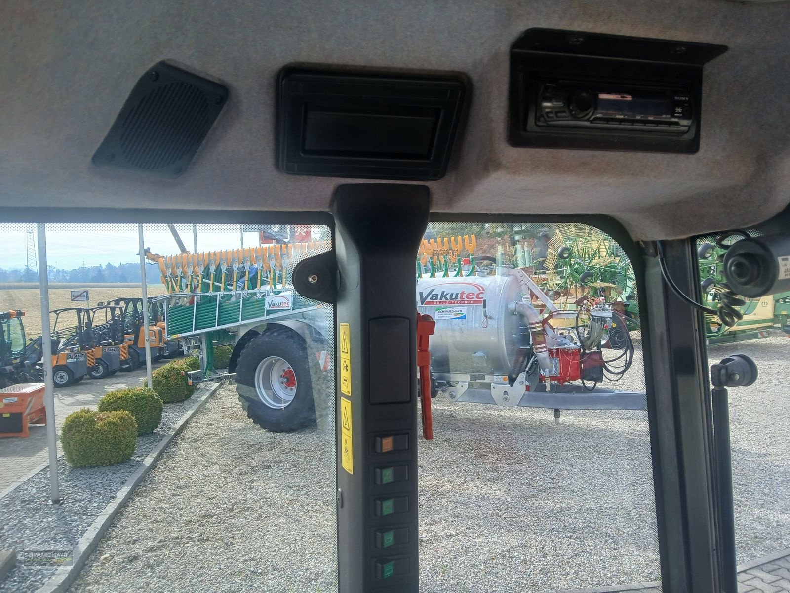 Traktor des Typs Steyr Kompakt 4075 Komfort 1, Gebrauchtmaschine in Aurolzmünster (Bild 15)