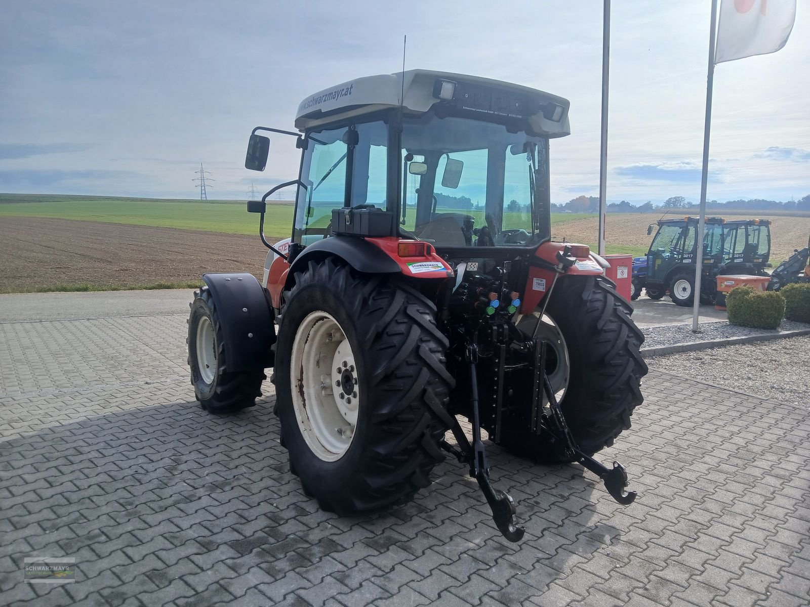 Traktor des Typs Steyr Kompakt 4075 Komfort 1, Gebrauchtmaschine in Aurolzmünster (Bild 3)