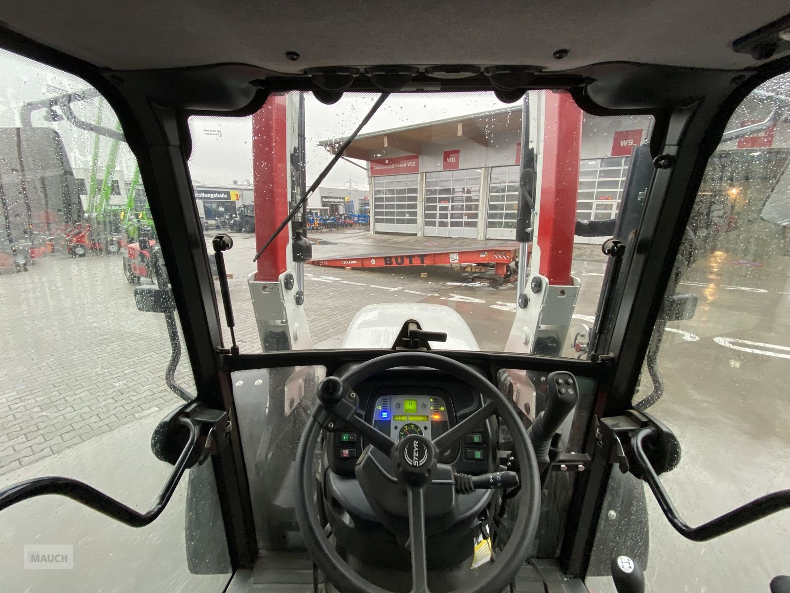 Traktor des Typs Steyr Kompakt 4075 Komfort 1, Gebrauchtmaschine in Burgkirchen (Bild 13)