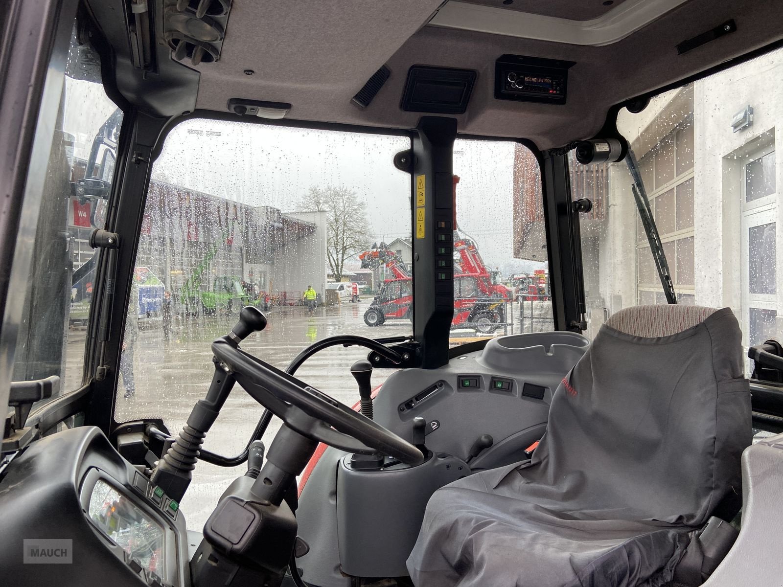 Traktor des Typs Steyr Kompakt 4075 Komfort 1, Gebrauchtmaschine in Burgkirchen (Bild 10)