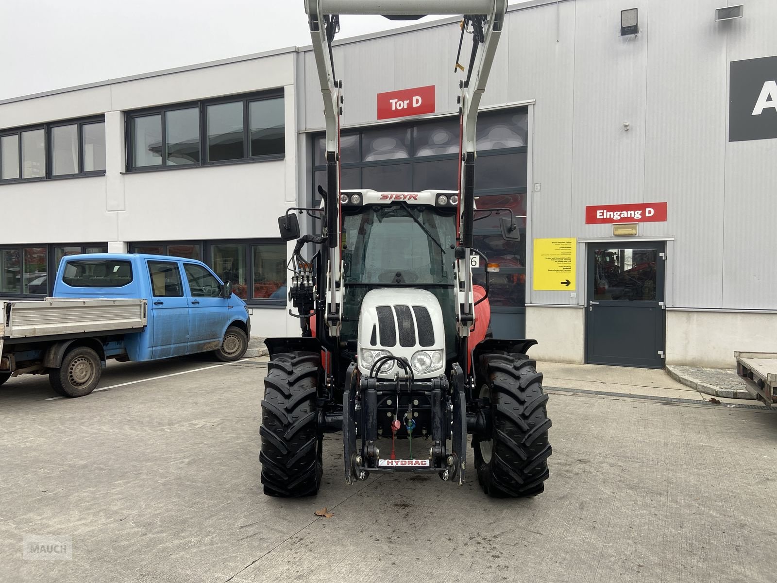 Traktor от тип Steyr Kompakt 4075 Komfort 1, Gebrauchtmaschine в Burgkirchen (Снимка 2)