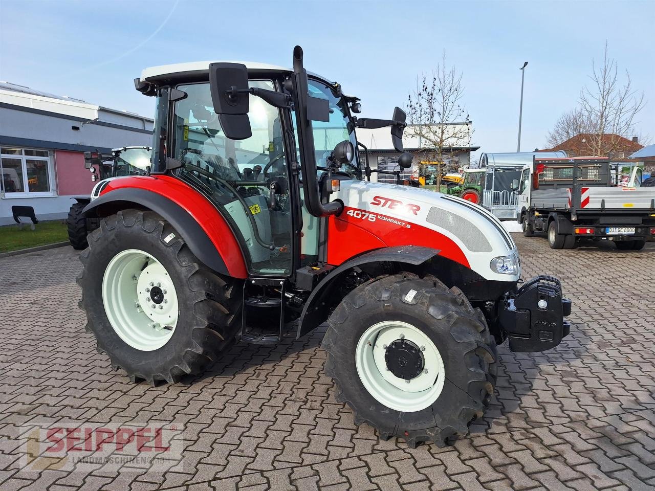 Traktor Türe ait Steyr KOMPAKT 4075 S, Neumaschine içinde Groß-Umstadt (resim 3)