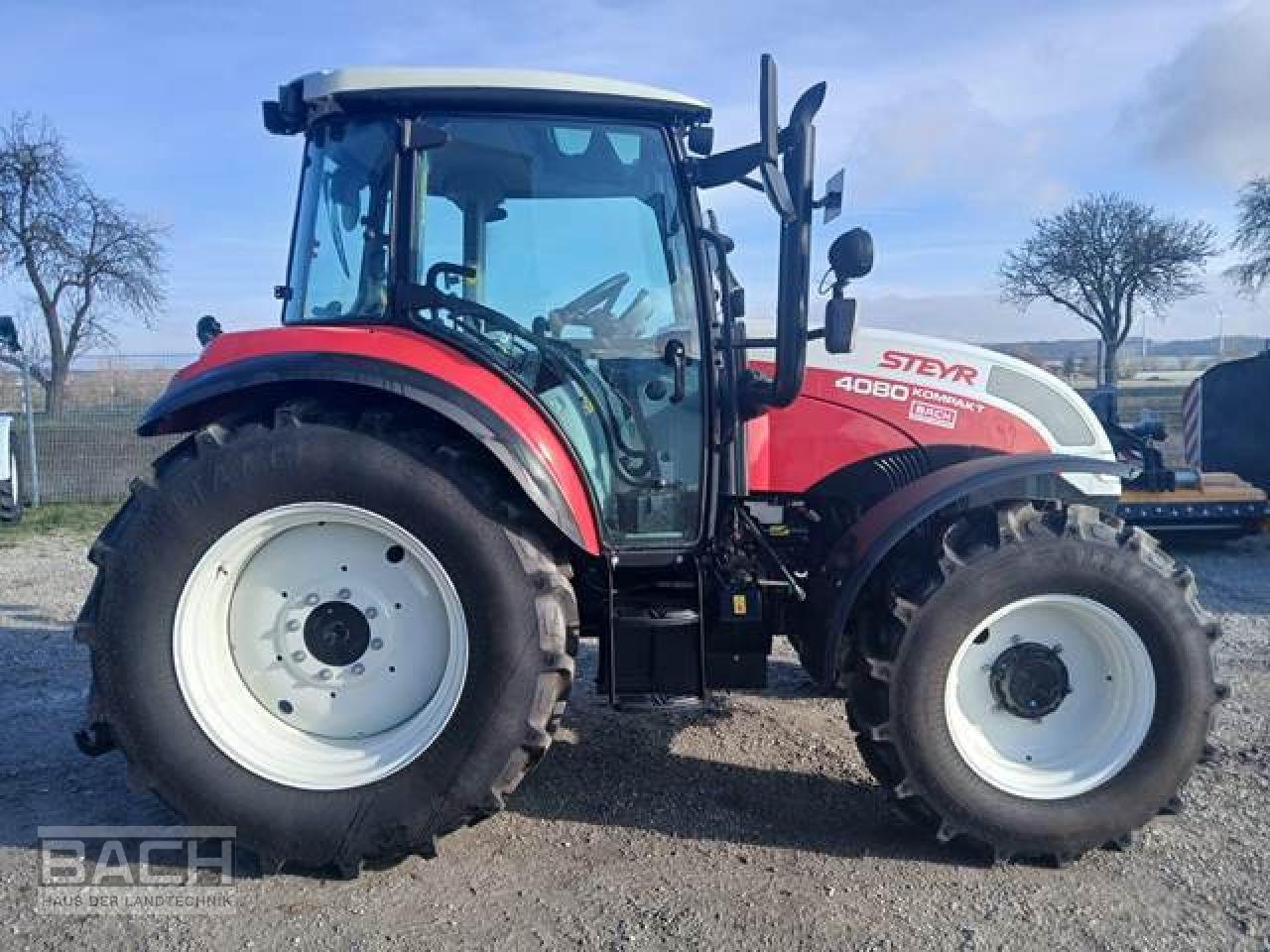 Traktor Türe ait Steyr KOMPAKT 4080 POWERSHUTTLE, Neumaschine içinde Boxberg-Seehof (resim 3)