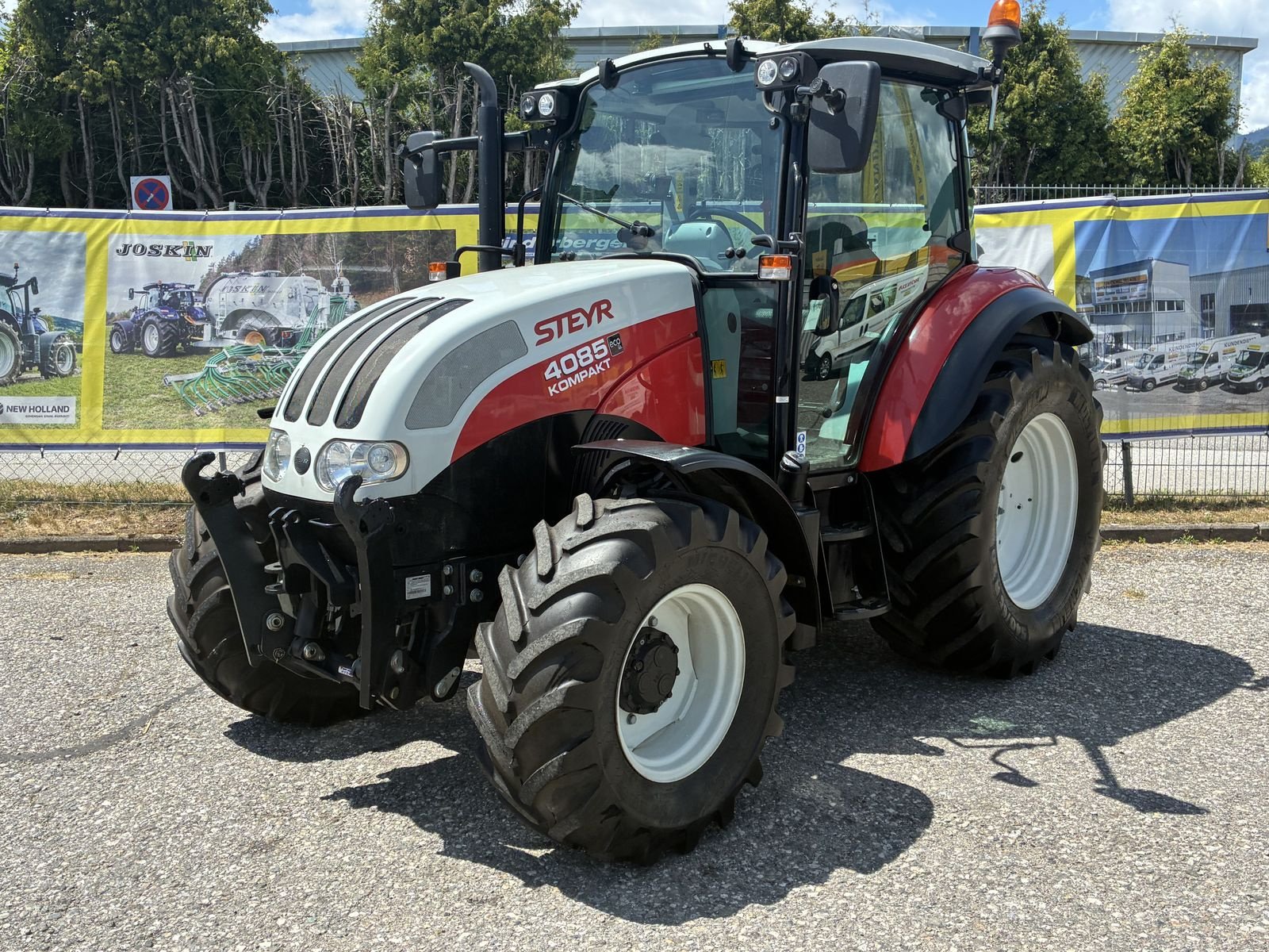 Traktor typu Steyr Kompakt 4085 Basis, Gebrauchtmaschine w Villach (Zdjęcie 1)