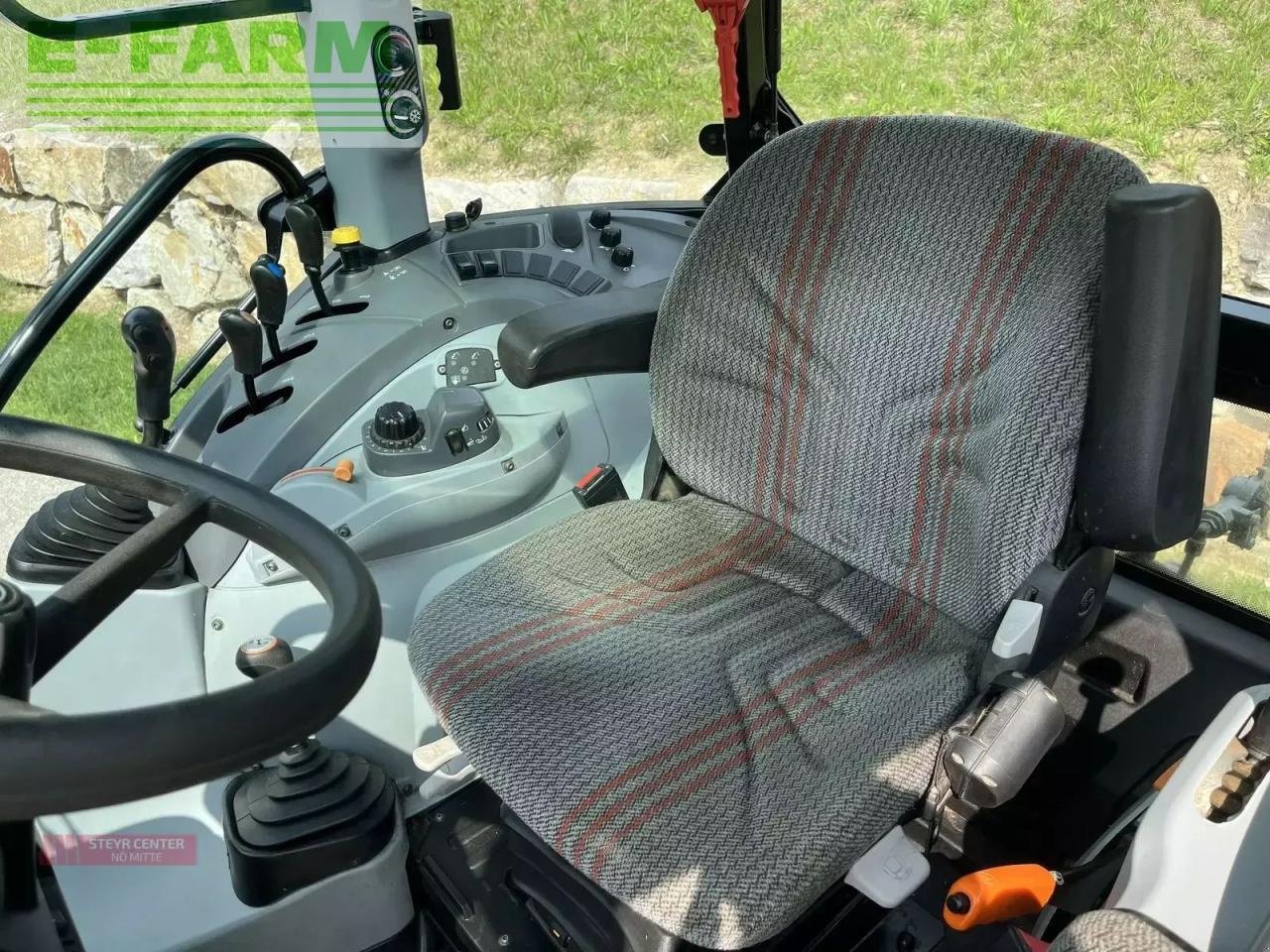 Traktor a típus Steyr kompakt 4105, Gebrauchtmaschine ekkor: ST. PÖLTEN (Kép 13)