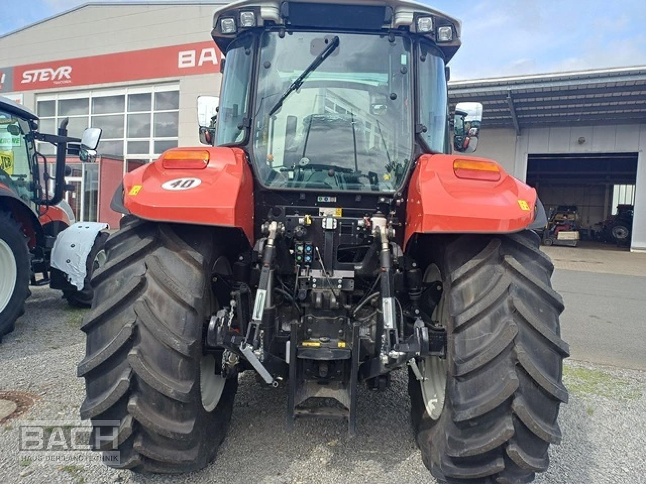 Traktor des Typs Steyr MULTI 4100, Neumaschine in Boxberg-Seehof (Bild 4)