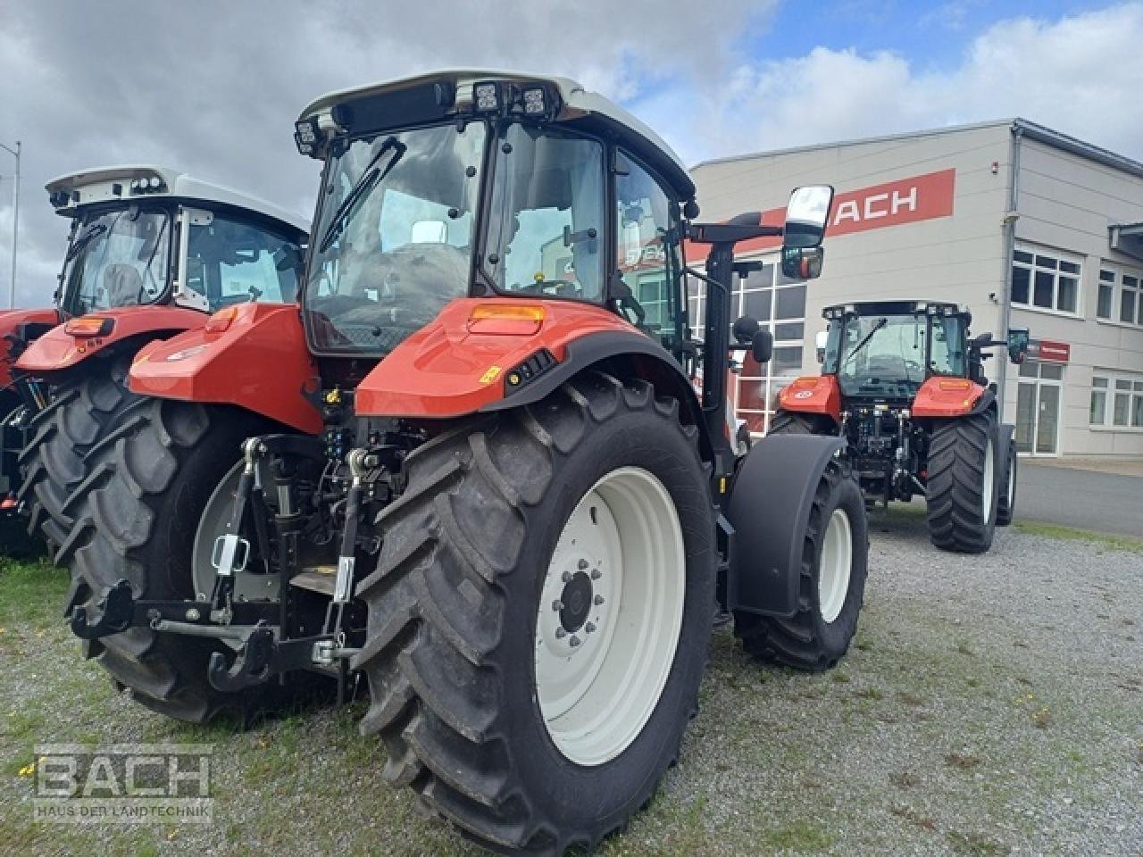 Traktor des Typs Steyr MULTI 4120, Neumaschine in Boxberg-Seehof (Bild 4)