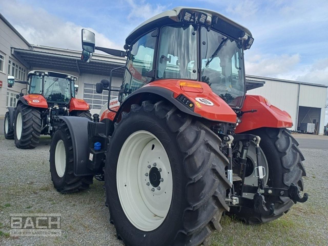 Traktor des Typs Steyr MULTI 4120, Neumaschine in Boxberg-Seehof (Bild 6)