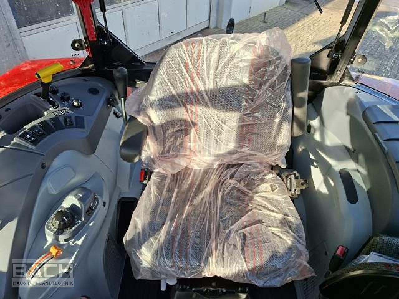 Traktor типа Steyr PLUS 4100, Neumaschine в Boxberg-Seehof (Фотография 7)