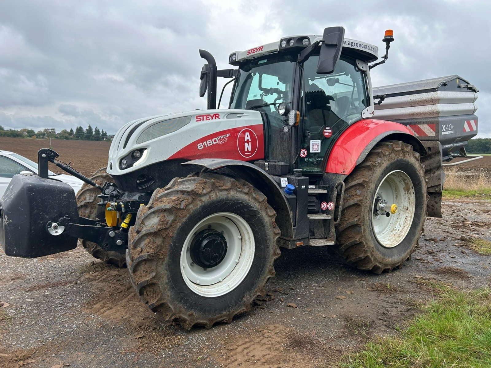 Traktor des Typs Steyr Profi 6150 CVT, Gebrauchtmaschine in Soběslav (Bild 12)
