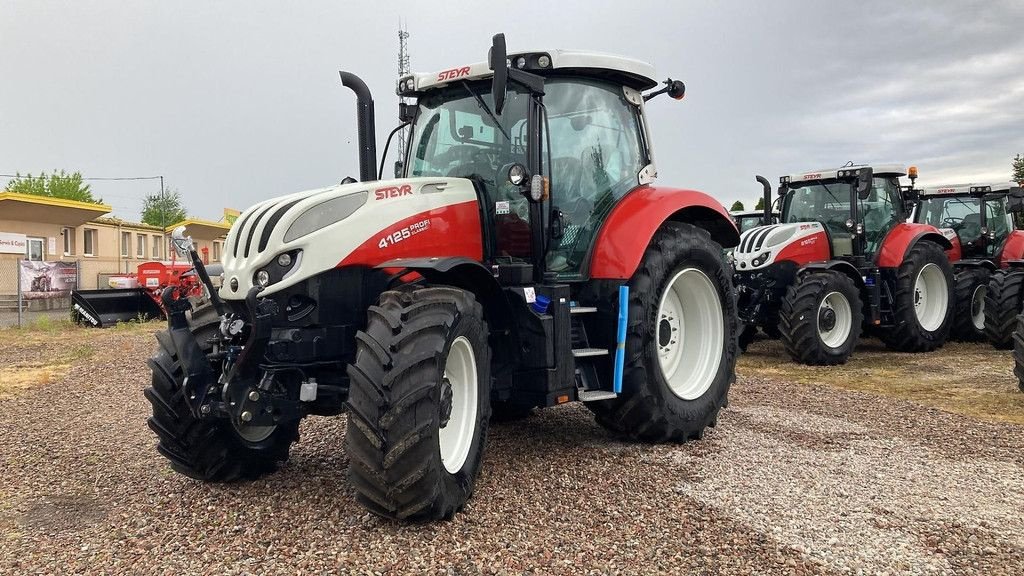 Traktor van het type Steyr Profi Classic 4125, Neumaschine in Wierden (Foto 1)