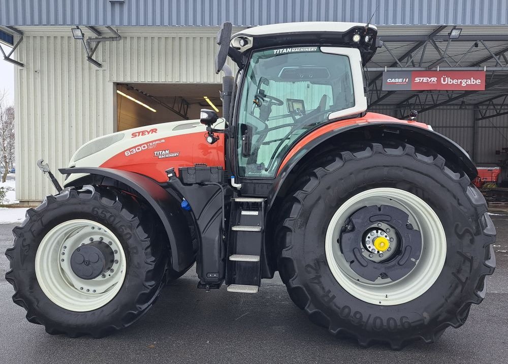Traktor Türe ait Steyr Terrus 6300 CVT, Gebrauchtmaschine içinde Burkau (resim 8)