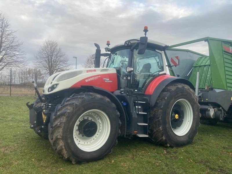 Traktor tip Steyr Terrus 6300 CVT, Gebrauchtmaschine in Gutzkow (Poză 1)