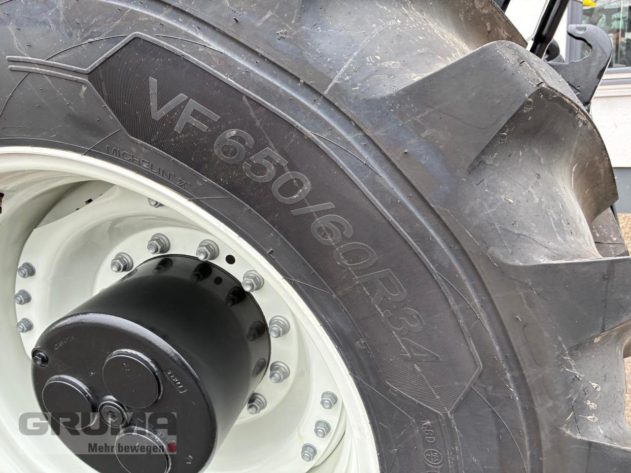 Traktor des Typs Steyr Terrus 6300 CVT, Neumaschine in Friedberg-Derching (Bild 12)