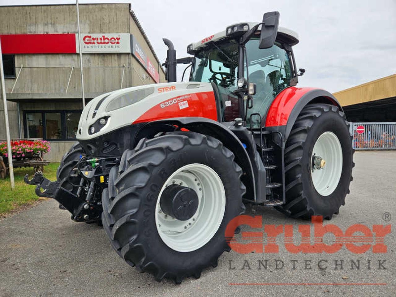 Traktor des Typs Steyr Terrus CVT 6300, Gebrauchtmaschine in Ampfing (Bild 1)