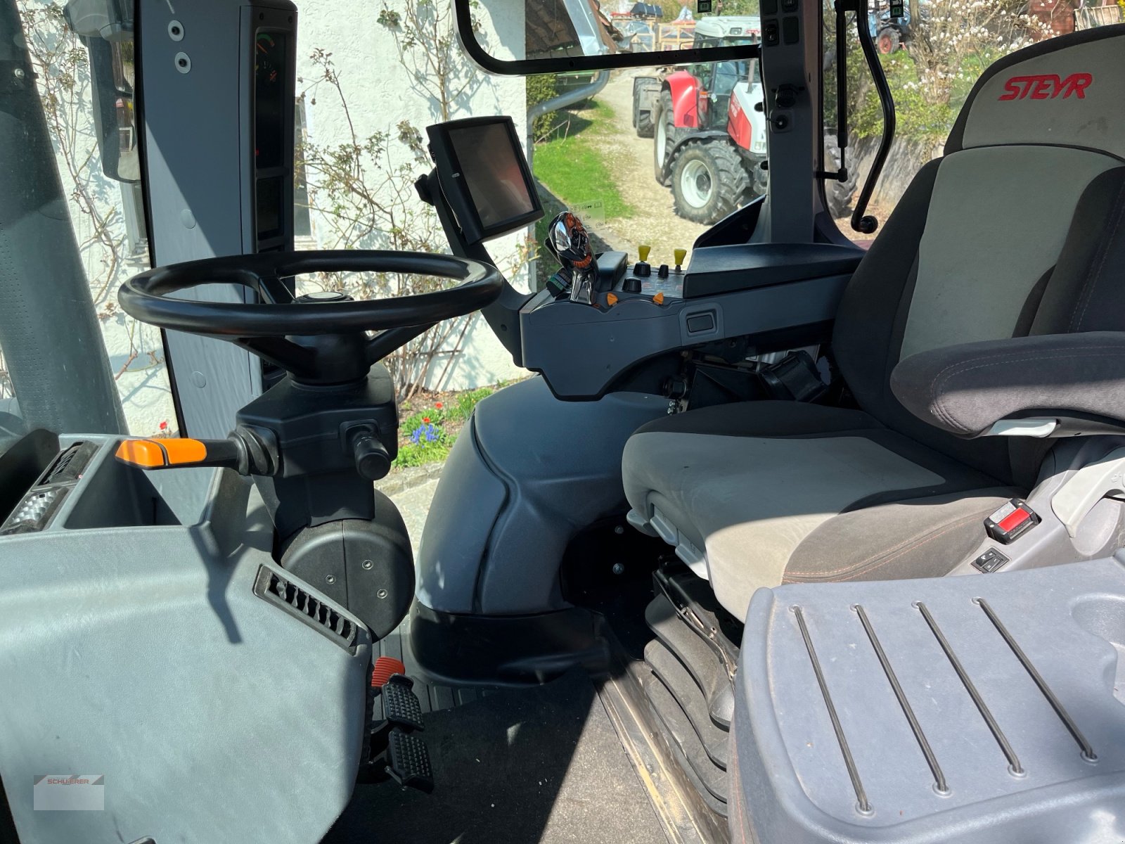 Traktor typu Steyr Terrus CVT 6300, Gebrauchtmaschine w Schwandorf (Zdjęcie 9)
