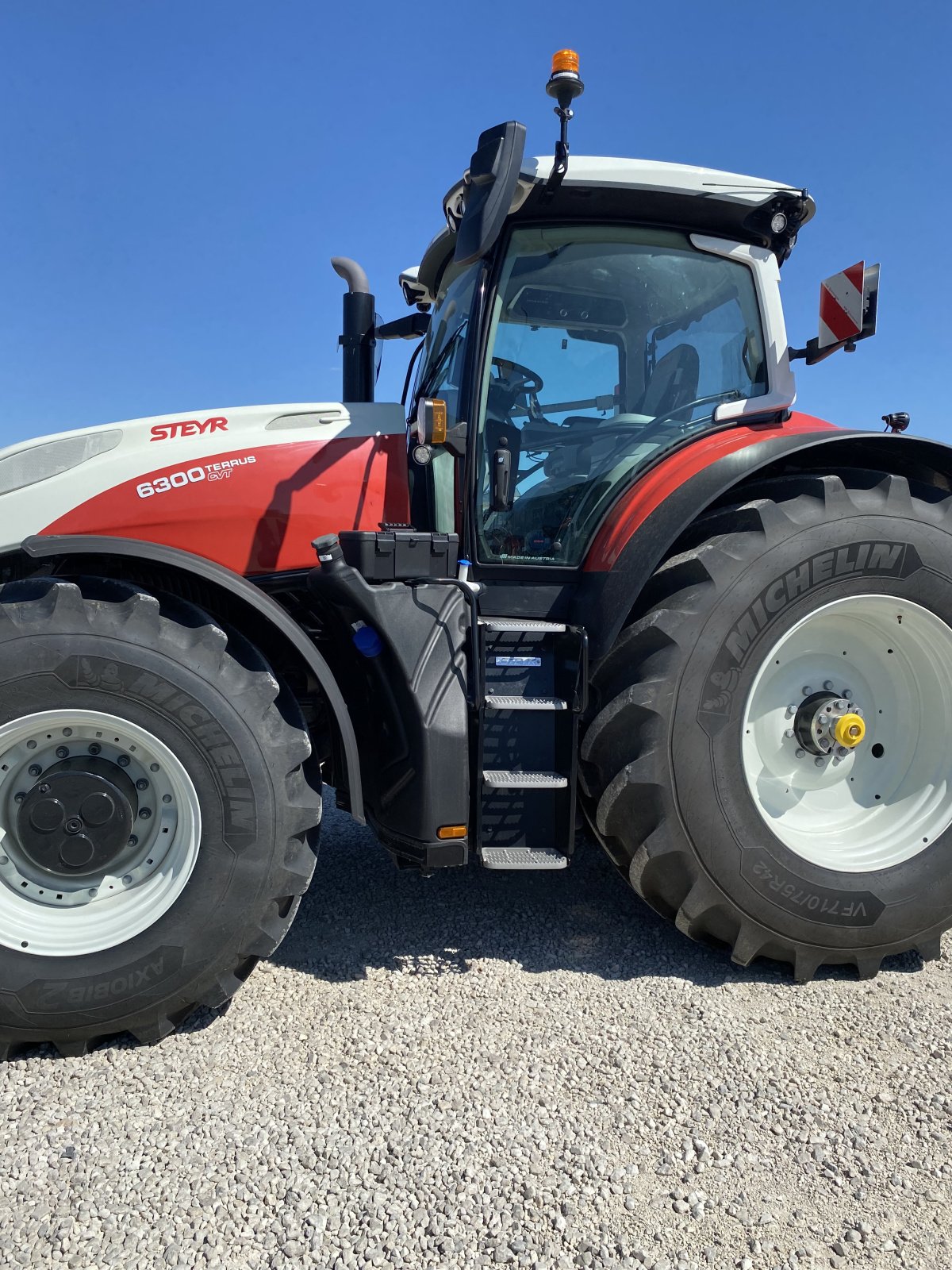 Traktor des Typs Steyr Terrus CVT 6300, Neumaschine in Eitensheim (Bild 7)