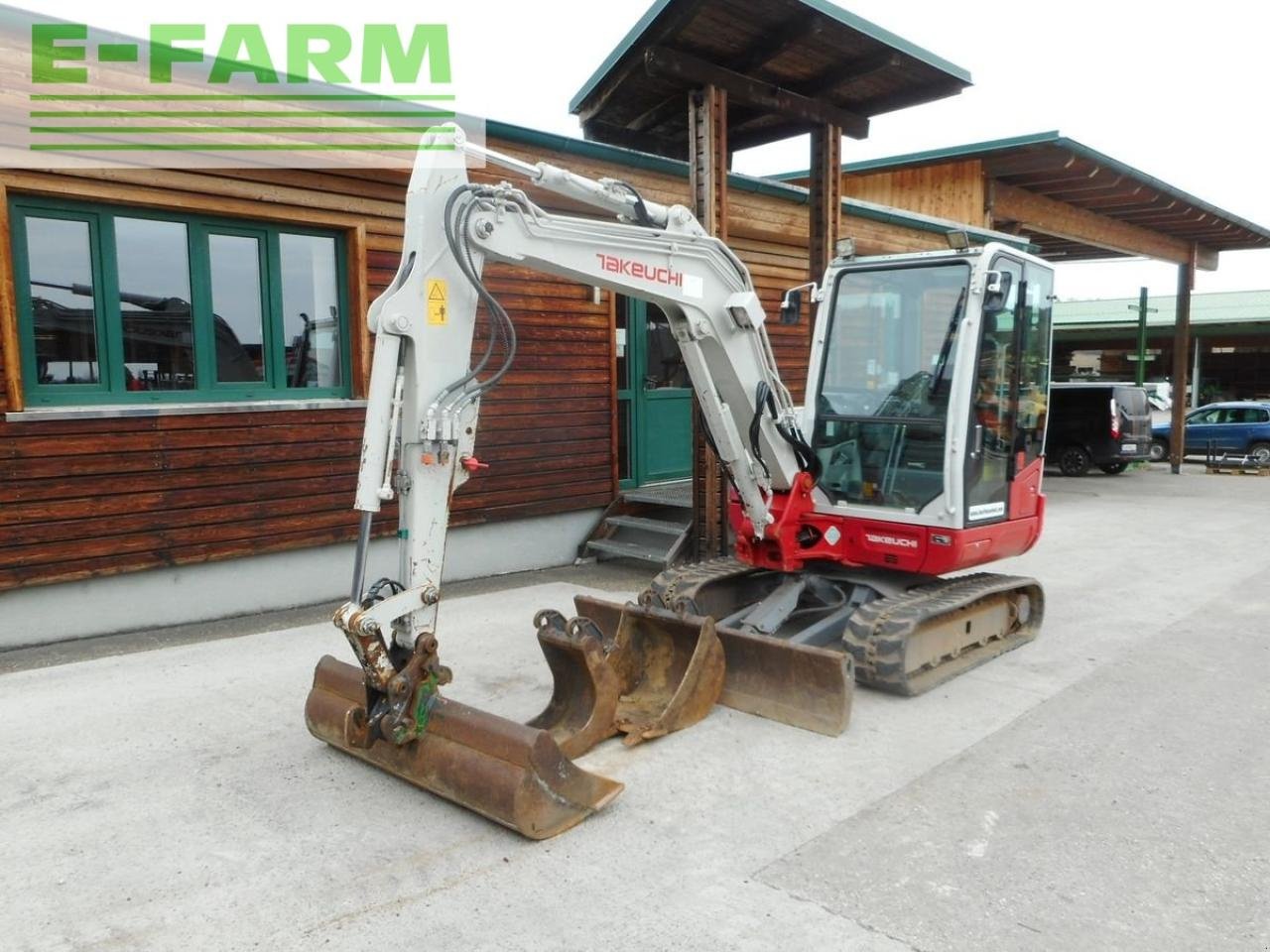 Traktor del tipo Takeuchi tb 240 ( 4.015kg ) hydr. sw + alle leitungen + 3, Gebrauchtmaschine en ST. NIKOLAI/DR. (Imagen 2)