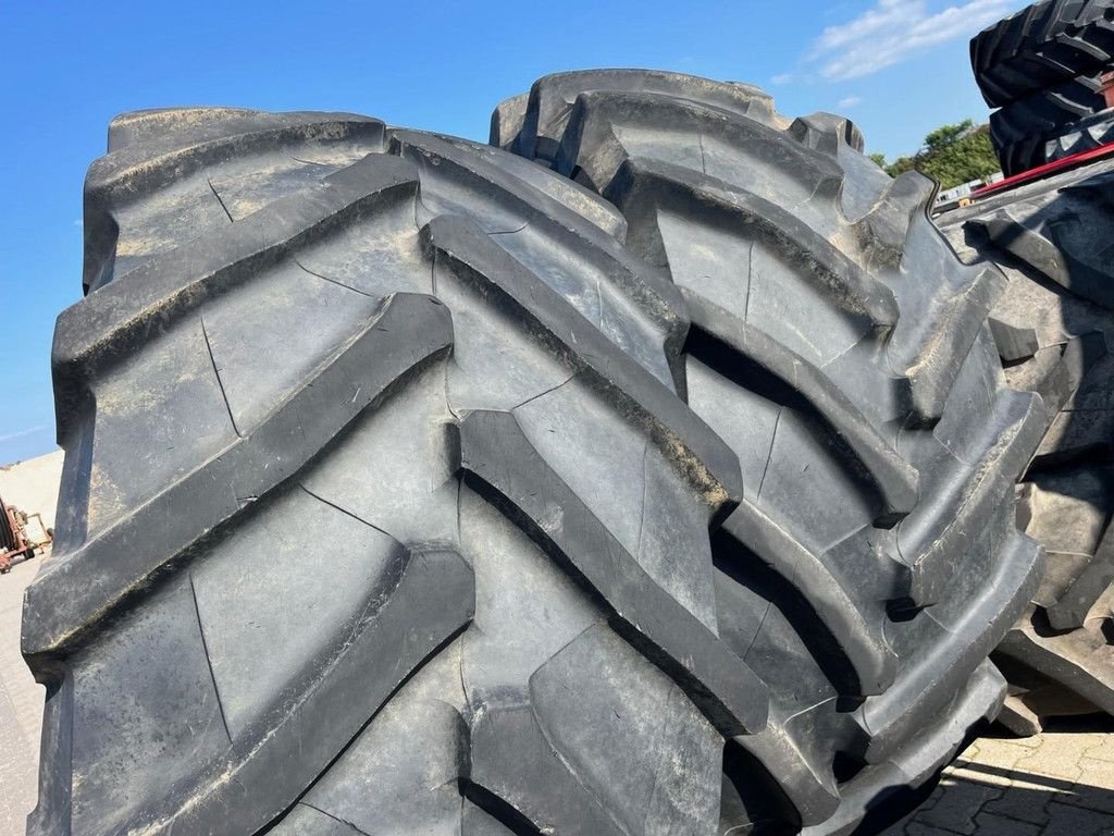 Traktor типа Trelleborg 900/ 60- r 42 wielen, Gebrauchtmaschine в Hapert (Фотография 3)