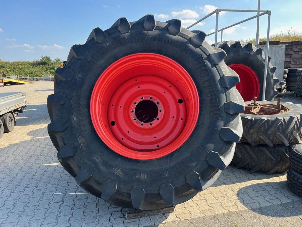 Traktor типа Trelleborg 900/ 60- r 42 wielen, Gebrauchtmaschine в Hapert (Фотография 9)