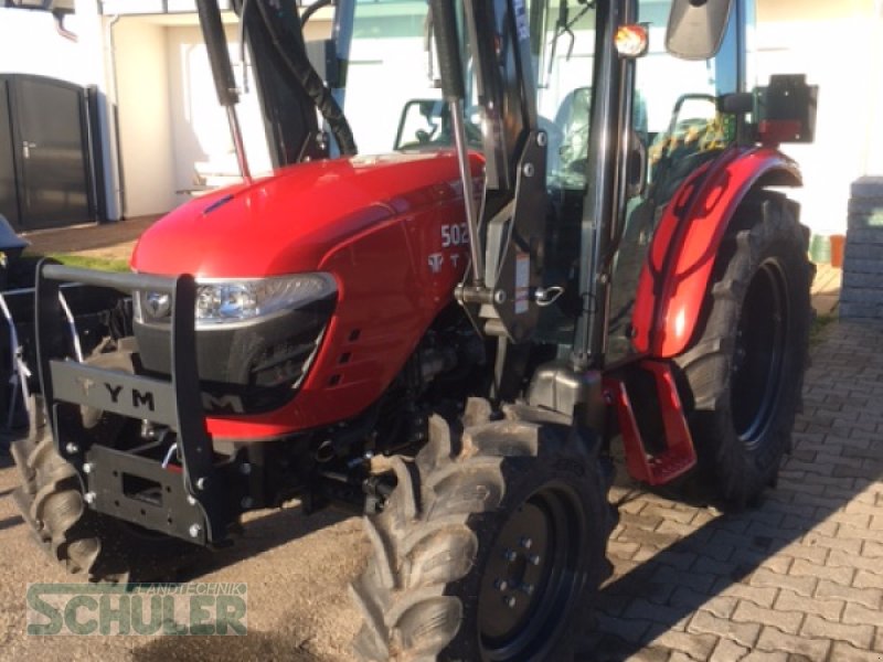 Traktor typu TYM 5025, Neumaschine v St. Märgen (Obrázek 1)