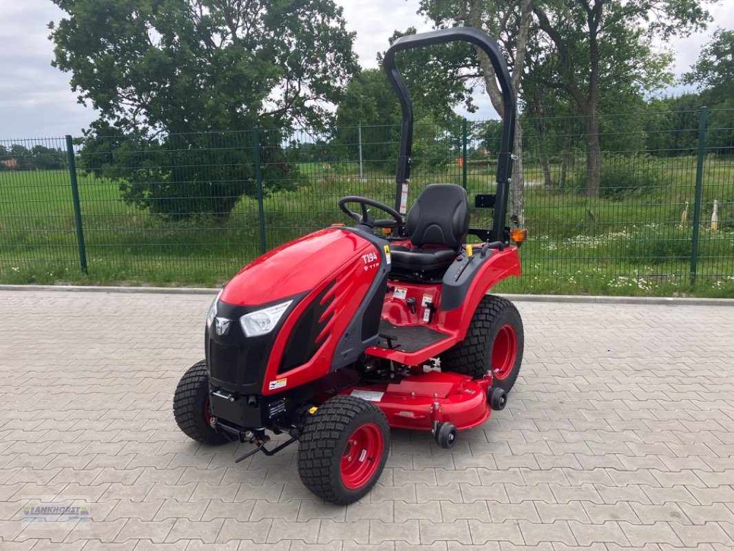Traktor des Typs TYM T 194 HST, Neumaschine in Aurich (Bild 1)