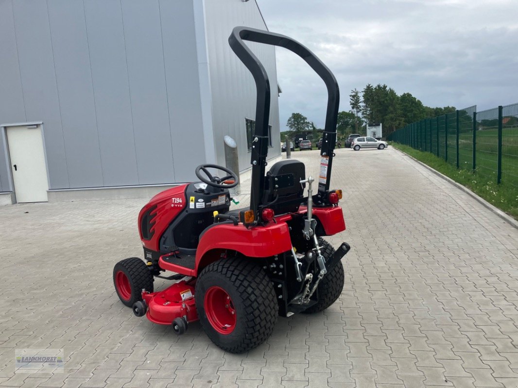 Traktor des Typs TYM T 194 HST, Neumaschine in Aurich (Bild 3)