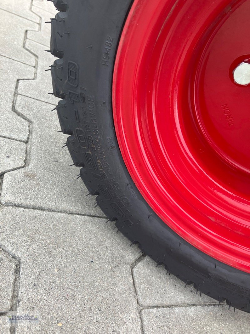 Traktor des Typs TYM T 194 HST, Neumaschine in Aurich (Bild 11)