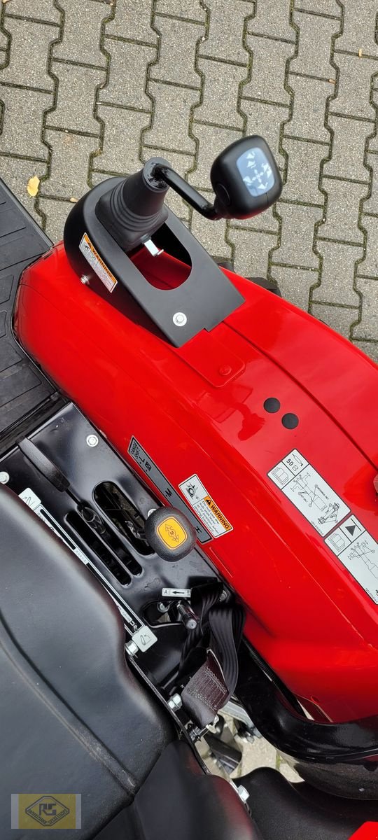 Traktor του τύπου TYM T395 NH, Neumaschine σε Beelen (Φωτογραφία 6)